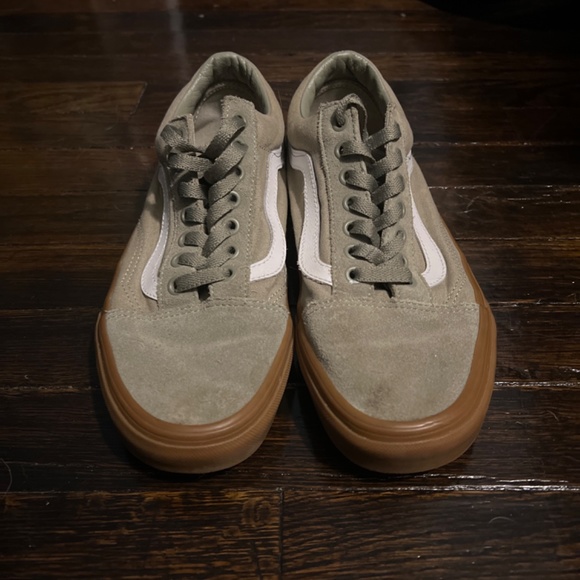 Vans Old Skool Unisex Olive Green White Gum Bottom Low Top Sneakers - Picture 2 of 6